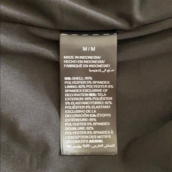 WHBM Halter top - Picture 8 of 9